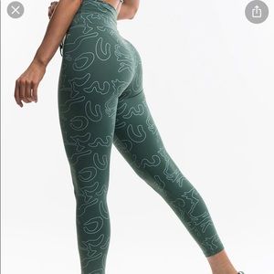 Echt Tempo Jump Leggings - Pine Green